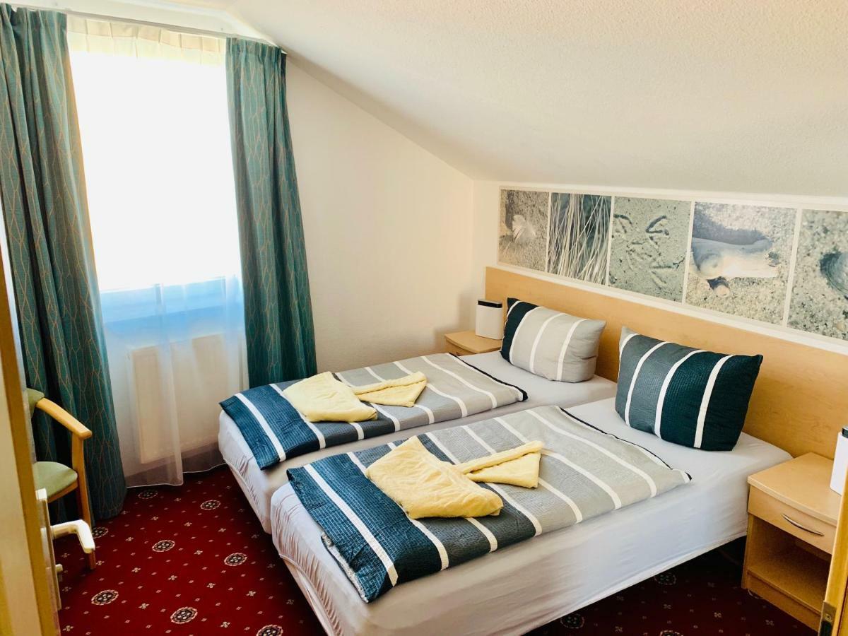 Hotel-Pension "Petridamm" Rostock Kültér fotó