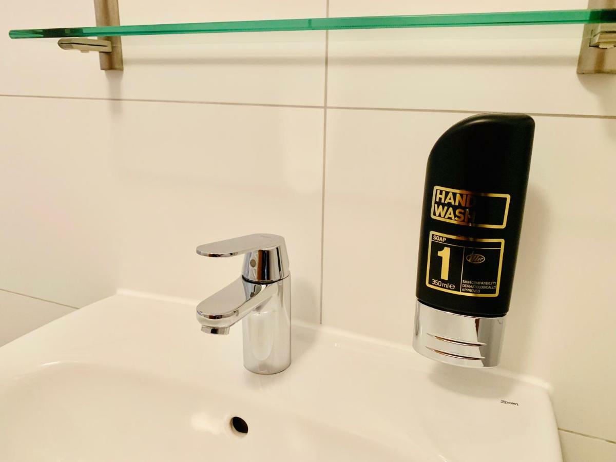 Hotel-Pension "Petridamm" Rostock Kültér fotó